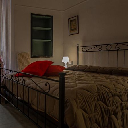 All'Ombra Del Campanile Вольтерра Экстерьер фото